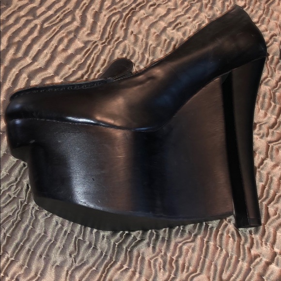 Jeffrey Campbell Platform Heels - Picture 5 of 6